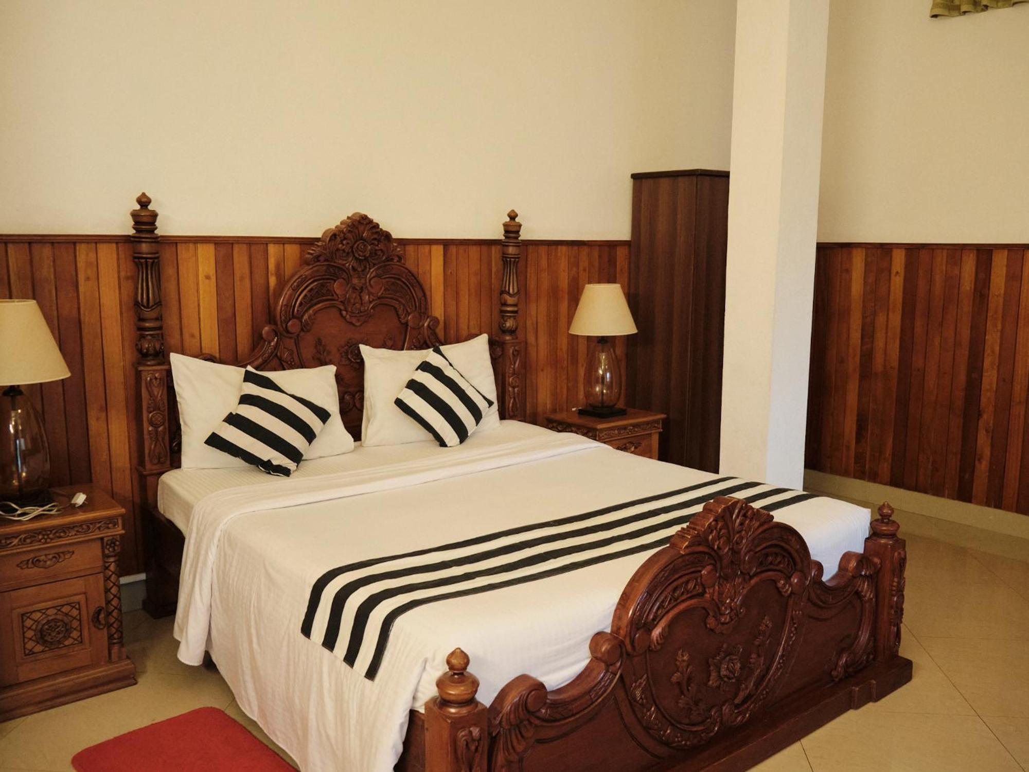 Ella Mount Heaven Hotel Екстериор снимка